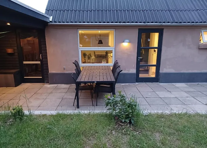 Taebring Holiday Home